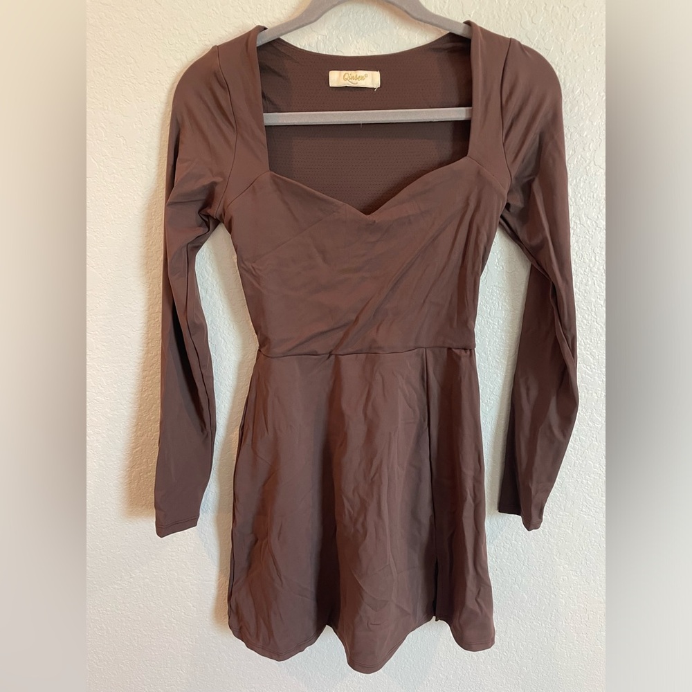 Women's Sweettheart Neckline Long Sleeve Dress With Side Slit - Size Small - Picture 7 of 8